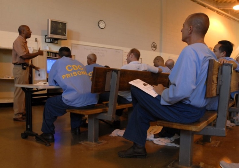 WHAT ARE SOME WAYS TO REDUCE RECIDIVISM?